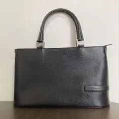 極美品 ニナリッチ NINA RICH ブラック ハンドバッグ 美品❣️ NINA RICH ニナリッチ 黒 レザー トートバッグ