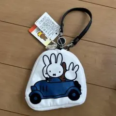 新品　ミッフィー　パスケース