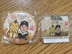 ジャイアンツ 闘魂ガチャ 大阪 堀田賢慎 缶バッジ アクリルキーホルダー