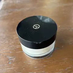 Giorgio Armani マイクロ フィル ルース パウダー 1のサムネイル