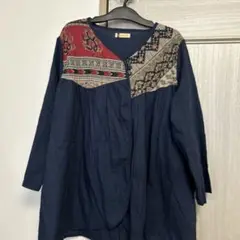 AJANTA 刺繍入り長袖