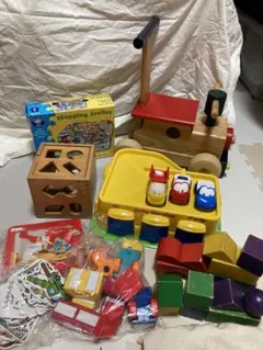 SALE中！木のおもちゃ等8点セット