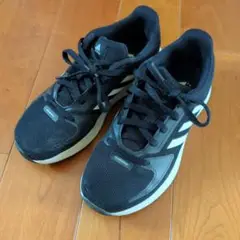 アディダス　スニーカー　21cm