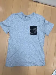 【即購入、値下げ可能】NIKETシャツ