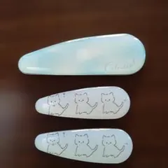 ヘアピンセット　ねこラメ入り2つ水色ラメ入り1つ