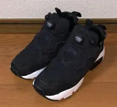 Reebokインスタポンプフューリー ブラック