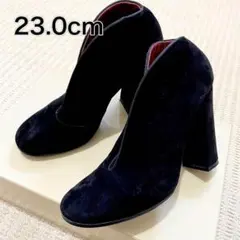 23.0cm ブーティ 黒 太ヒール 本革スウェード クロエ Chloeのサムネイル
