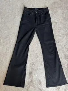 GAP フレア ブラック デニム パンツ