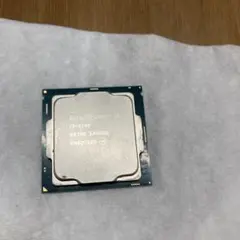 Intel Core i3-8100 CPU 本体のサムネイル