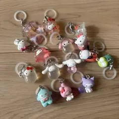 サンリオ　めじるしアクセサリー　キーホルダー 15個セット