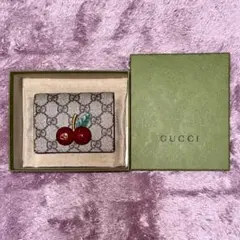 ‼️早い者勝ち‼️最終お値下げ‼️GUCCI チェリー　財布のサムネイル