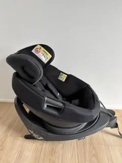 コンビチャイルドシートホワイトレーベル　THE S. ISOFIX ZA-670
