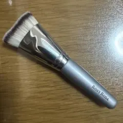 ロージーローザ マルチファンデーションブラシ