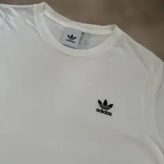 adidas ホワイト Tシャツ M/L