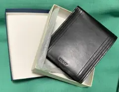 DKNY 二つ折り定期入れ付き財布 ブラック