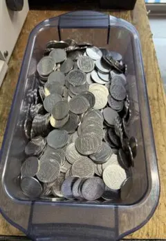 パチスロ用 メダル25π 1000枚+ドル箱セット - メルカリ
