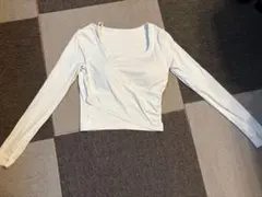 ヨモメント　長袖 ヨガウェア トップス ホワイト