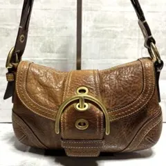 coach small soho Flap shoulder bag brown