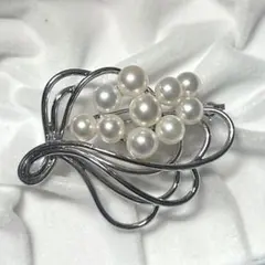 【極美品】本真珠 あこや パール ブローチ 照り強 10珠 SILVER925