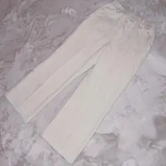 LOWRYSFARMローリーズファーム✨クロップドパンツ✨白✨M✨レディース