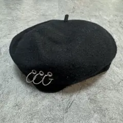 黒いウールベレー帽 ピン付き