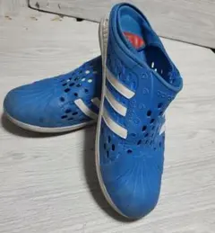 adidas　コートアダプト ビーチスター スリッポン クロックス