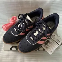 未使用 adidasネイビー×ピンク/22.5