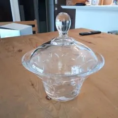 Item thumbnail for item 9bb65b6d-3092-4f70-90b3-85f60a81d8a9