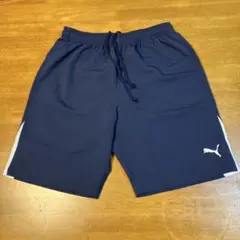 PUMAサッカーハーフパンツ　Mサイズ