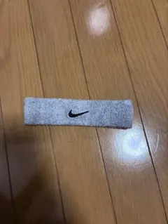 NIKE ヘアバンド グレーのサムネイル