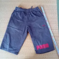 150サイズPUMA グレー ハーフパンツ