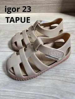 Item thumbnail for item 8ffafeb5-6421-434a-ad13-c9a0760cdfa9