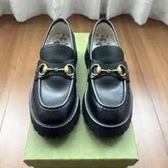 2026年最新】グッチ ローファー ハチの人気アイテム - メルカリ