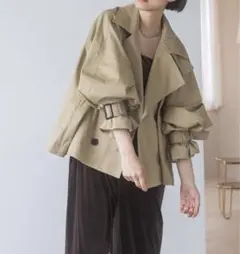 【アパートバイ】大人気！キャンディースリーブショートトレンチコート　ベージュ