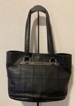 CHANEL トートバッグ チョコバー キャビアスキン ブラック ロゴプレート