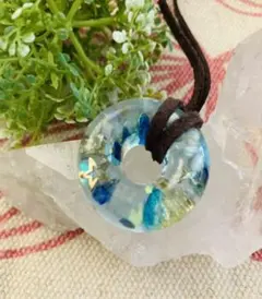 ドーナツ型のオルゴナイト