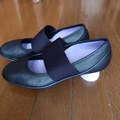 CAMPER パンプス ブラックのサムネイル