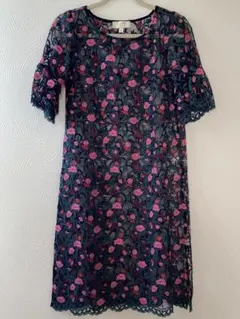 【未使用】anthropologie アンソロポロジー　レース　刺繍　ワンピースのサムネイル