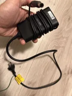 Dell 電源アダプタ 薄型 65W 薄型電源アダプタ - 65ワット