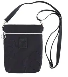 MARY QUANT ブラックショルダーバッグ