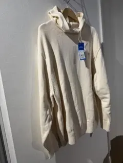 新品！adidas Originalsプレミアムエッセンシャルズ ニットパーカー