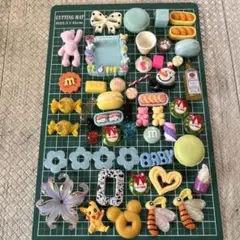 パステルカラーのデコレーションパーツセット①