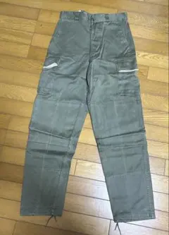 オーストリア軍 ファティーグカーゴパンツ　ミリタリーパンツ 軍放出品 m75