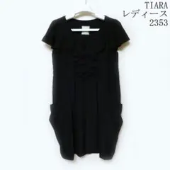 TIARA レディース 半袖 ひざ丈ワンピース ブラックＭサイズのサムネイル