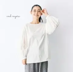 and myera　アンドマイラ　ボリューム袖のトップス　LL