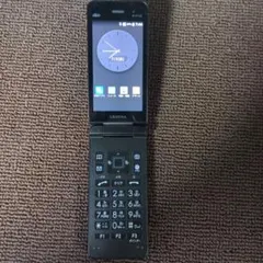 au GRATINA KYF32 ブラック