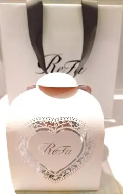 ReFa　HEART BRUSH　新品未開封　箱付　プレゼント　シルバー　リファ