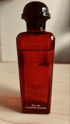 ♢残量多め♢HERMESオー ドゥ ルバーブ エカルラット 100ml 香水のサムネイル