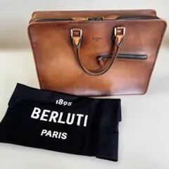 りえち様 ベルルッティ Berluti アンジュール ビジネスバッグのサムネイル