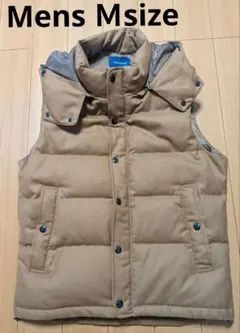 ベージュ フード付き ダウンベスト